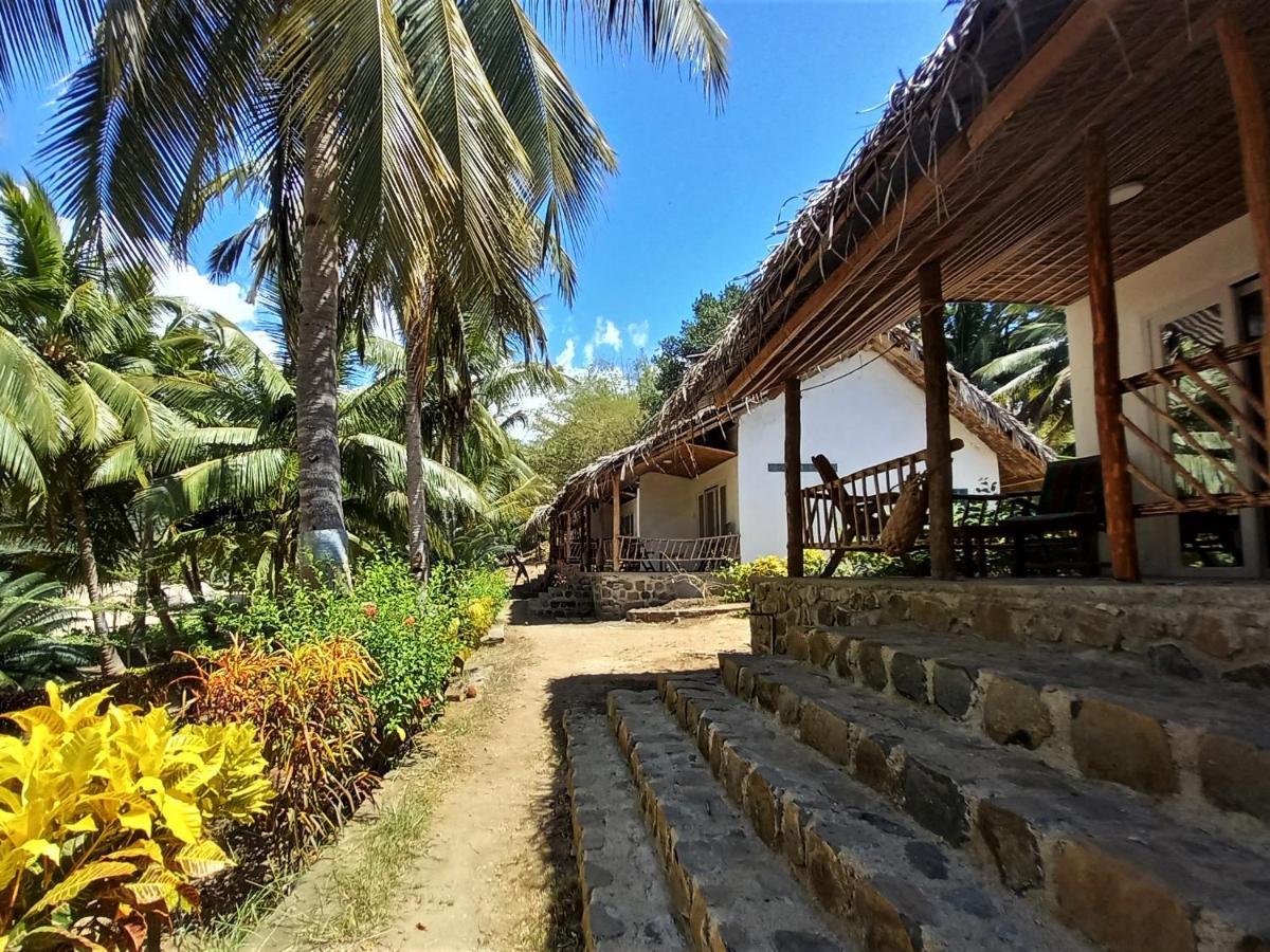 Moheli Laka Lodge Nioumachoua Екстер'єр фото